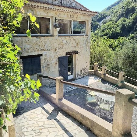 Appartement 3 Pieces Dans Maison Individuelle Entre Mer Et Montagnes Bouyon Dış mekan fotoğraf