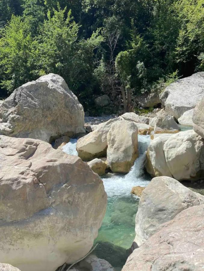 Appartement 3 Pieces Dans Maison Individuelle Entre Mer Et Montagnes Bouyon Dış mekan fotoğraf